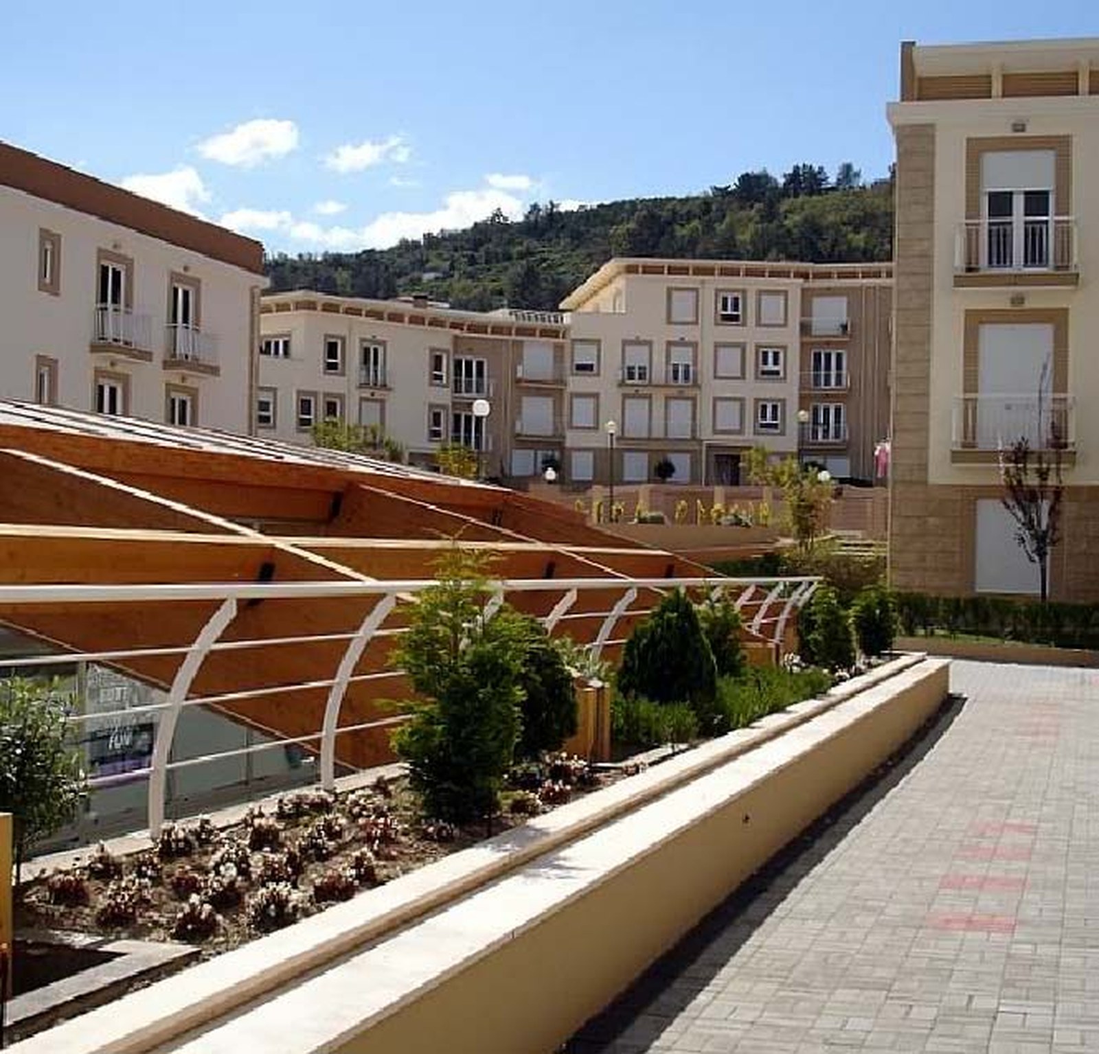 Sassoeiros Primary School — 2